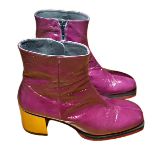 Kanna Made in Spain Purple Patent Leather Gold Heel Ankle Boots - Picture 4 of 16